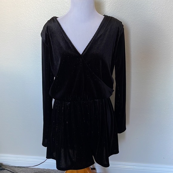 Black Wild Fable romper - Picture 1 of 4